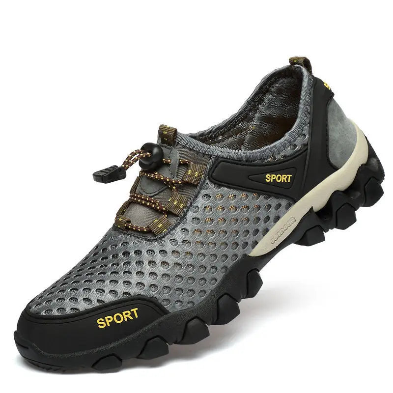 Orthopedic hiking shoes with quick-dry